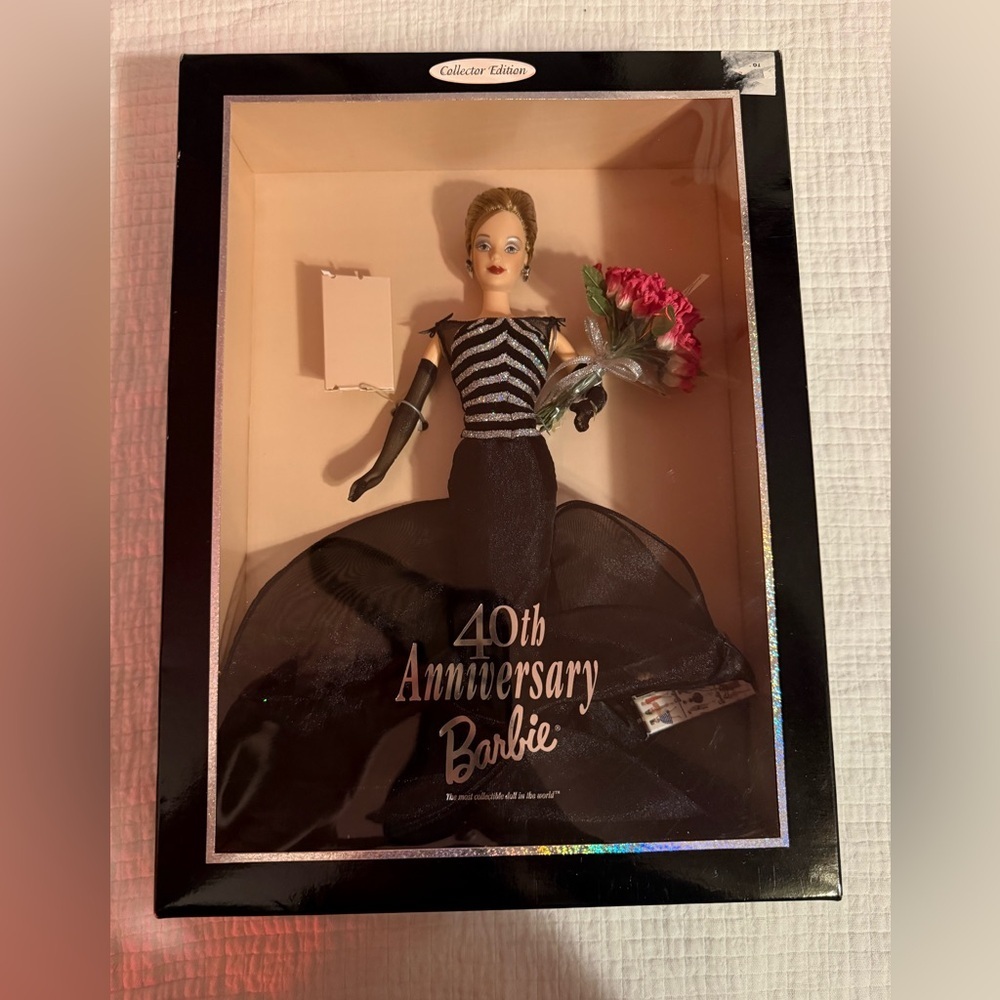 40th Anniversary Barbie Collector Edition Doll Mattel 1999 21384 NIB NRFB Millie
